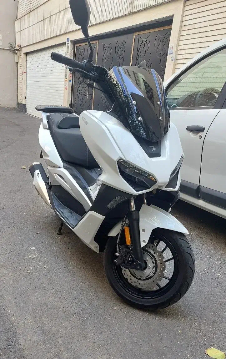 کی وی ویسته 250 سی سی|موتورسیکلت|تهران, منیریه|دیوار