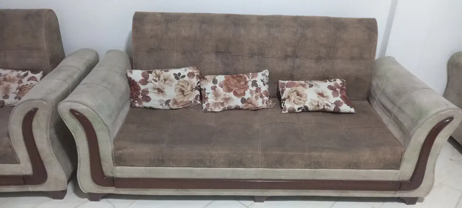 مبل ۷ نفره|مبلمان خانگی و میز عسلی|مشهد, حضرت حجت|دیوار