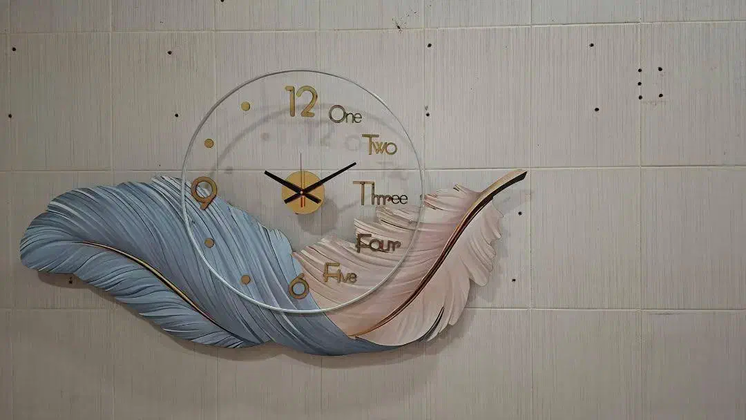 ساعت پر|ساعت دیواری و تزئینی|رشت, بازار|دیوار