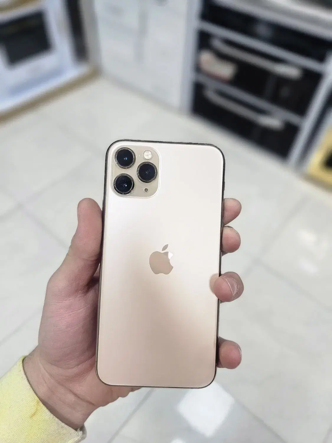 11پرو 256. zaa|موبایل|مشهد, فاطمیه|دیوار