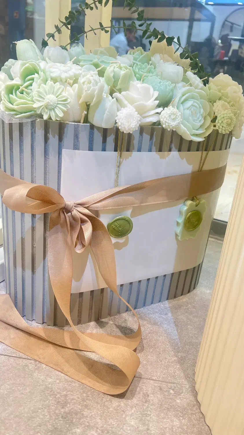 باکس گل شمعی بی نهایت|گل مصنوعی|تهران, صادقیه|دیوار