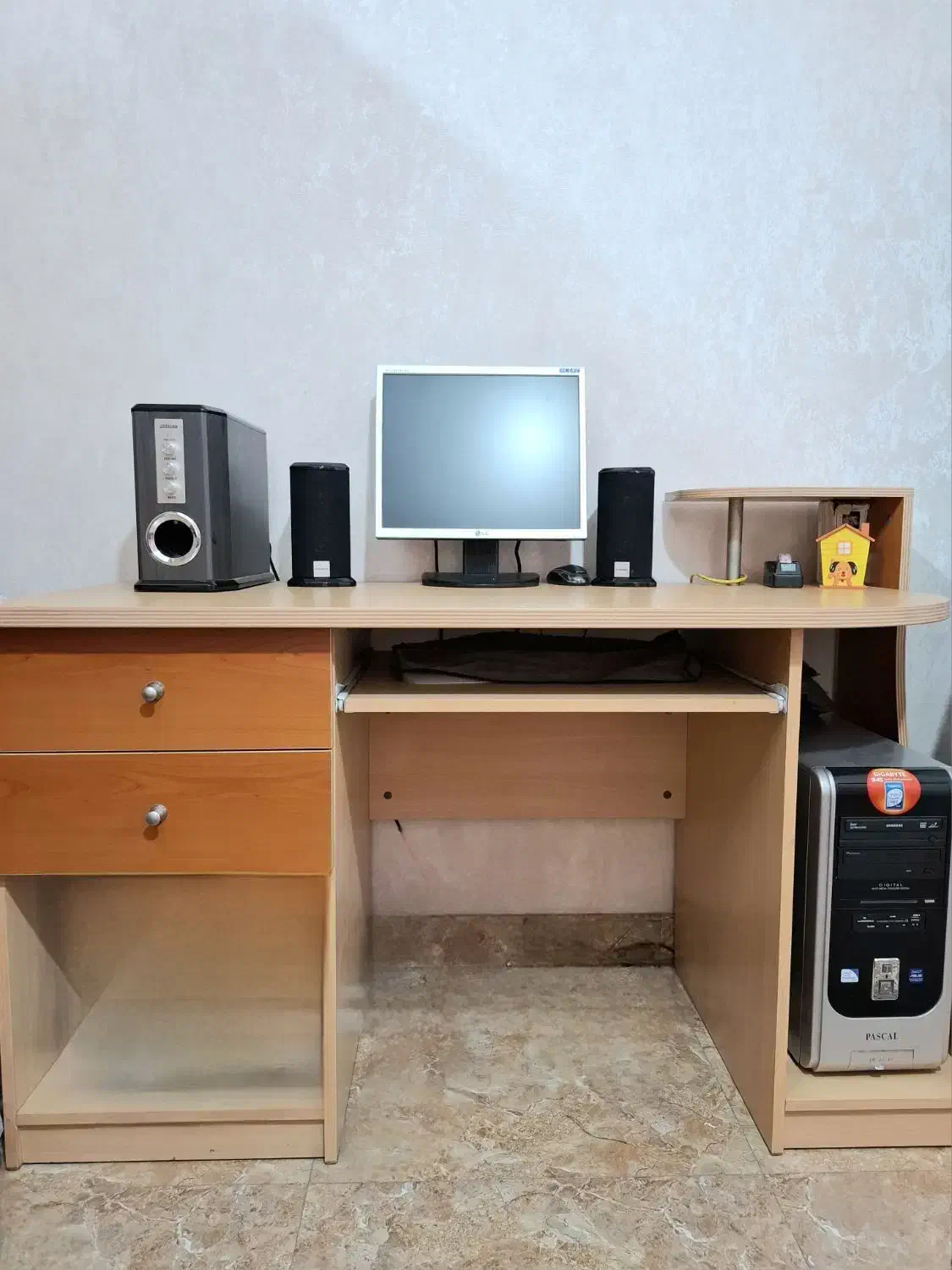 سرویس خواب نوجوان|تخت و سرویس خواب|ری, جوانمرد قصاب|دیوار