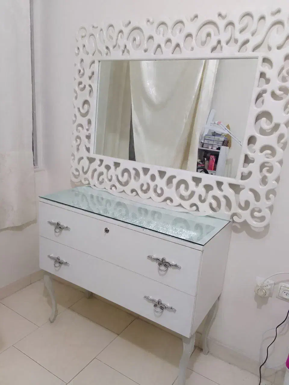 آینه و کنسول فروش فوری|بوفه، ویترین، کنسول|تهران, مجیدیه|دیوار