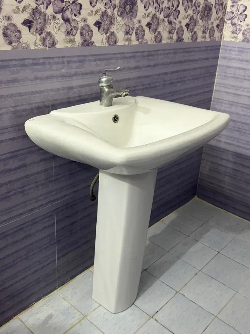 فروش روشویی همراه شیر مخلوط و خرطومی|لوازم سرویس بهداشتی|خرمشهر, |دیوار