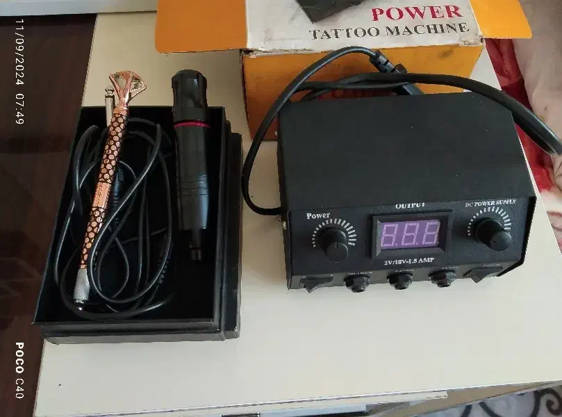 دستگاه تتو همراه ترانس و قلم بلید|آرایشی، بهداشتی، درمانی|شیروان (خراسان), |دیوار