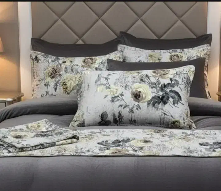 روبالشتی نخی|رختخواب، بالش، پتو|رشت, لاکانی|دیوار