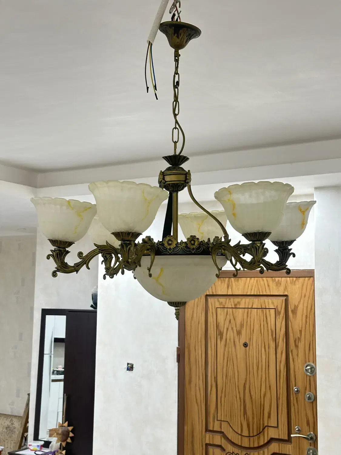 لوستر ۶ شاخه|لوستر و چراغ آویز|اهواز, کوروش|دیوار