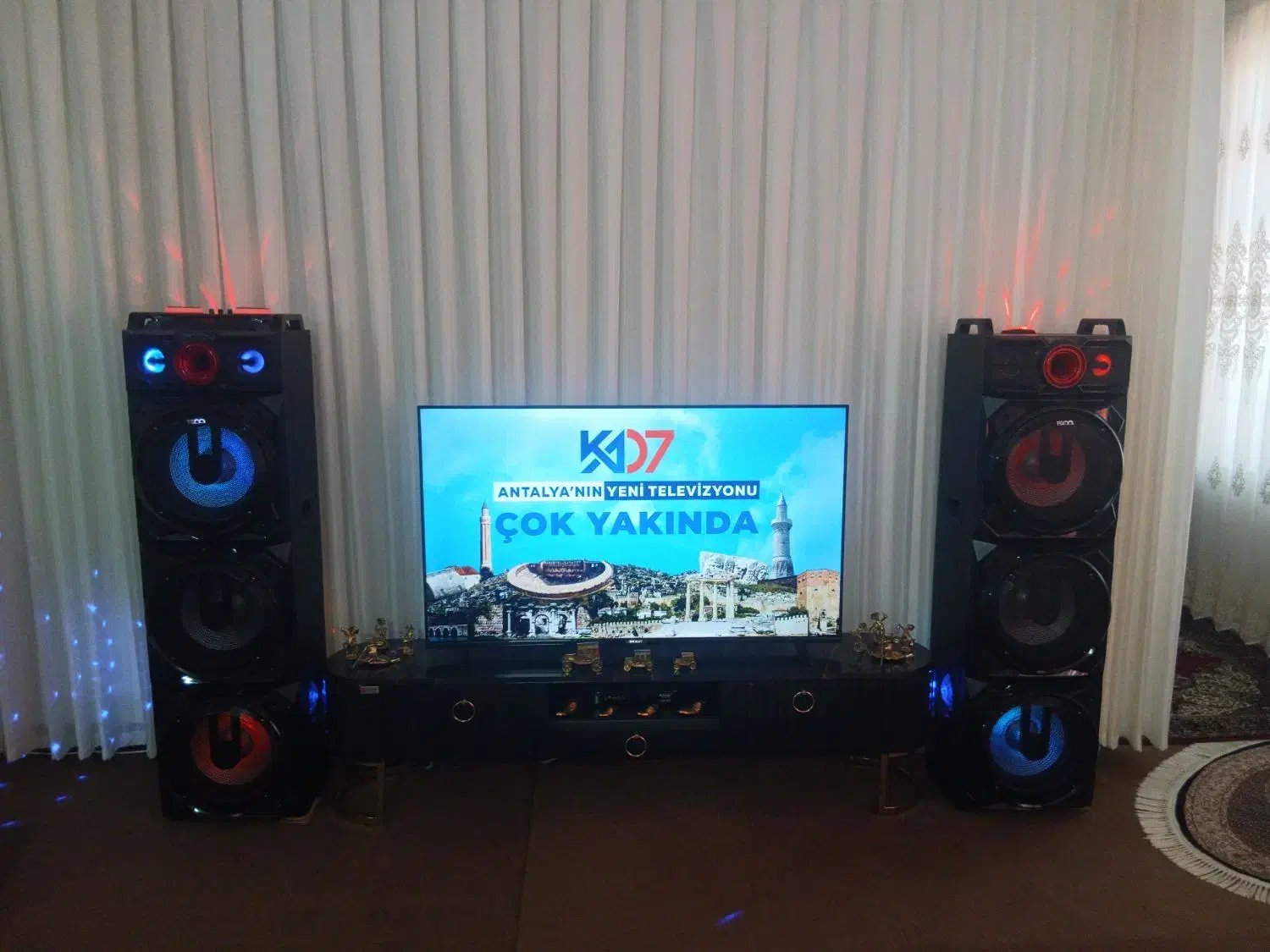 تلویزیون و ست کامل|تلویزیون و پروژکتور|خوی, |دیوار