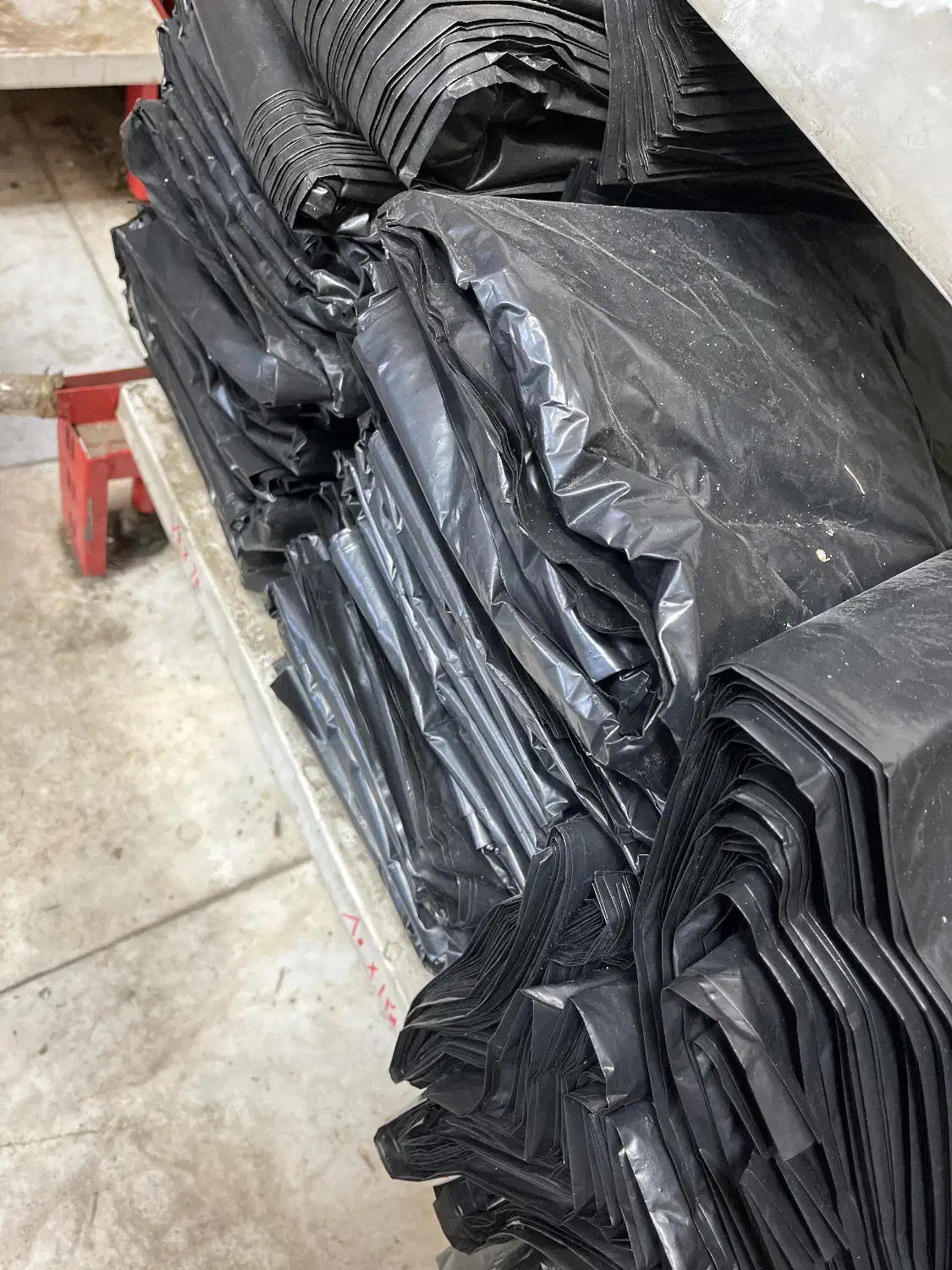 فروشگاه پارس پخش نایلون زباله و نایلون سفید|عمده‌فروشی|احمدآبادمستوفی, |دیوار