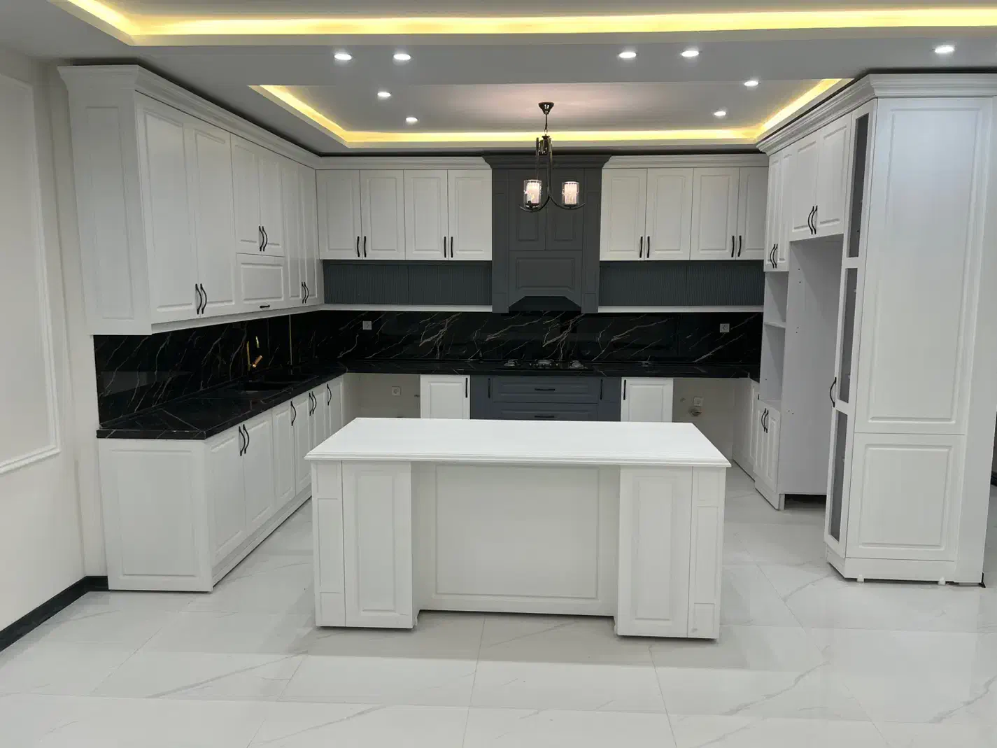 آپارتمان/ فول امکانات/ پارکینگ بدون مزاحم/ابوطالب|فروش آپارتمان|مشهد, حجت|دیوار