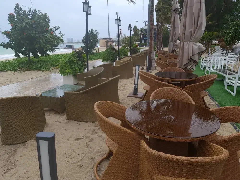 مبل و میز صندلی حصیری فضای باز/باغ /رستوران|کافی‌شاپ و رستوران|ری, علایین|دیوار