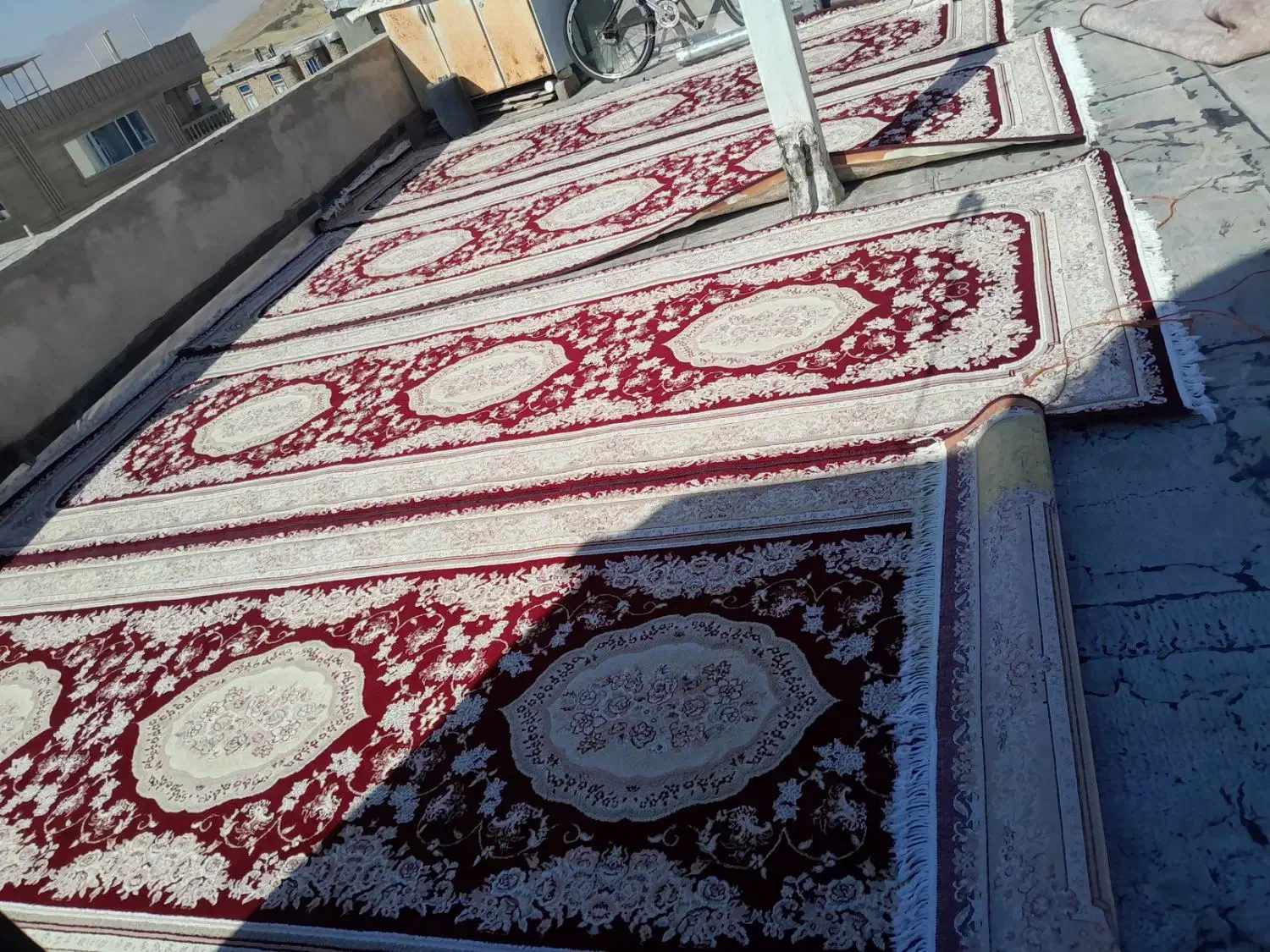 قالی ۱ونیم در۴ متر تمیز شسته شده|فرش|کامیاران, |دیوار