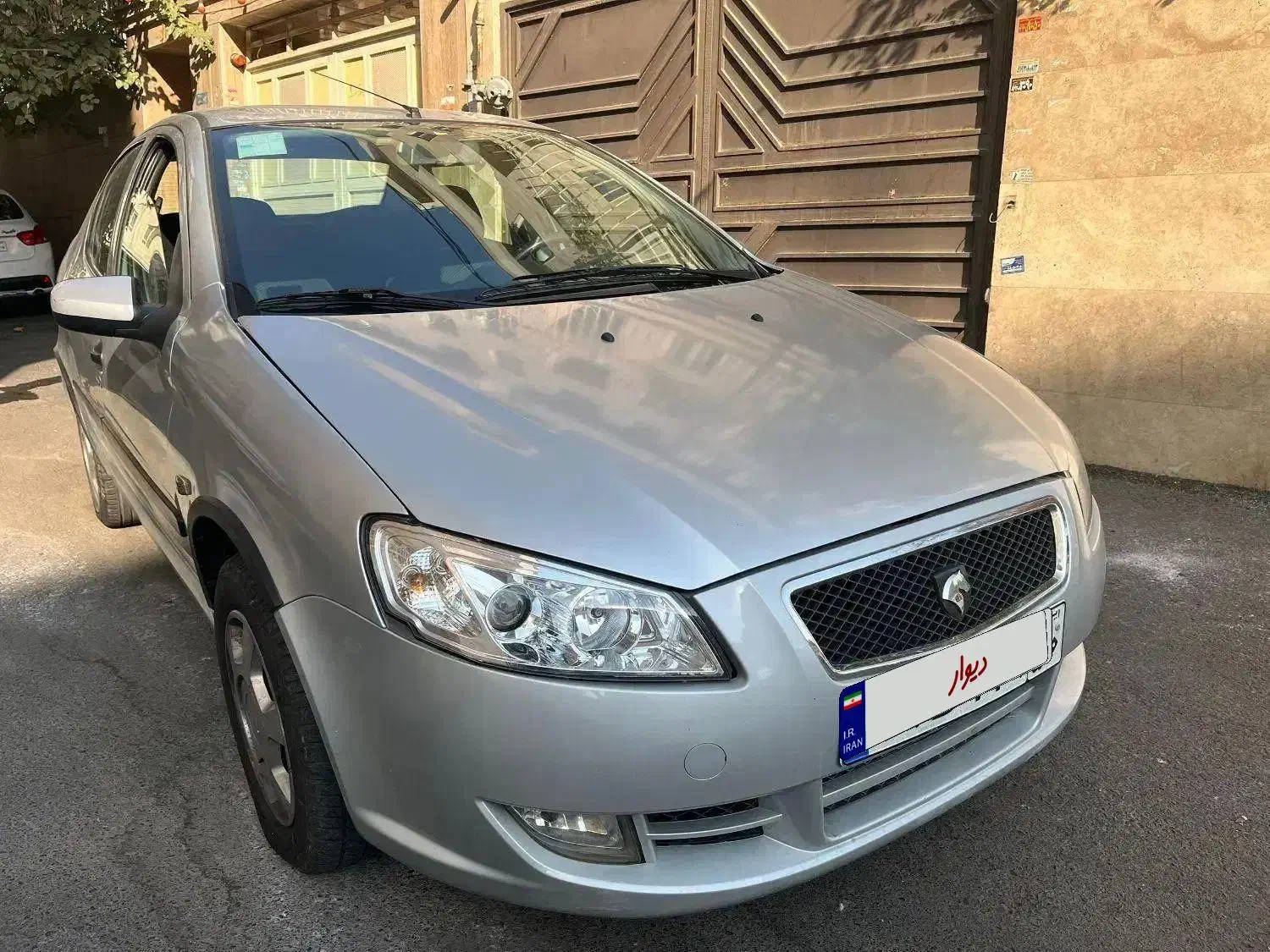 رانا lX به رنگ نقره ای کارکرد واقعی|خودرو سواری و وانت|تهران, شهرک پرواز|دیوار