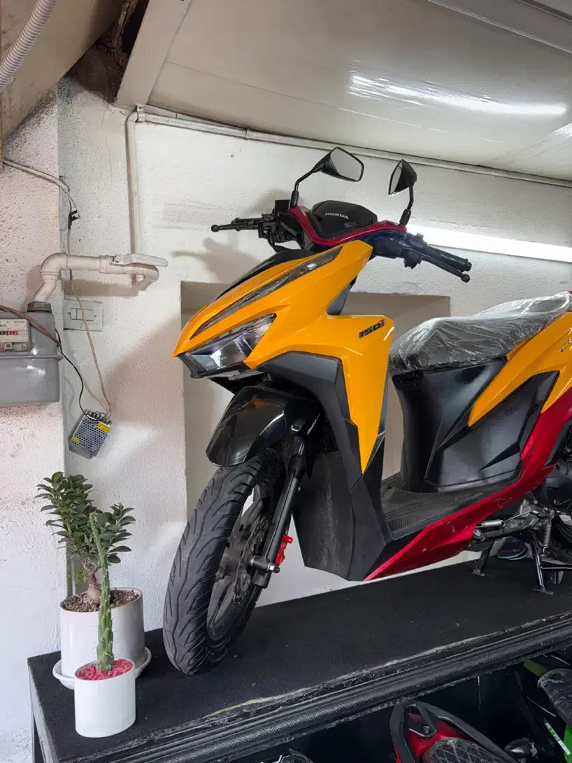 کلیک مدل۱۴۰۱ ۷ تا کار|موتورسیکلت|تهران, شکوفه|دیوار