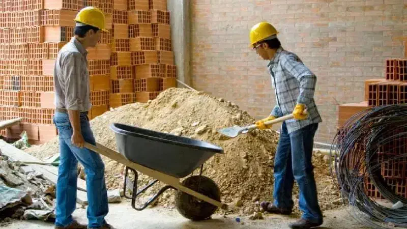 راننده خاور در مصالح ساختمانی|استخدام معماری، عمران و ساختمانی|قم, پردیسان|دیوار