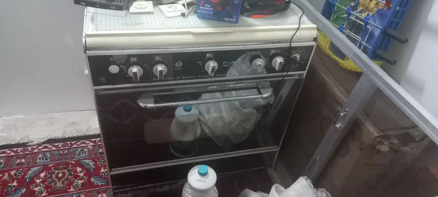 اجاق گاز تمیز ۵ شعله|اجاق گاز و لوازم برقی پخت‌وپز|تایباد, |دیوار