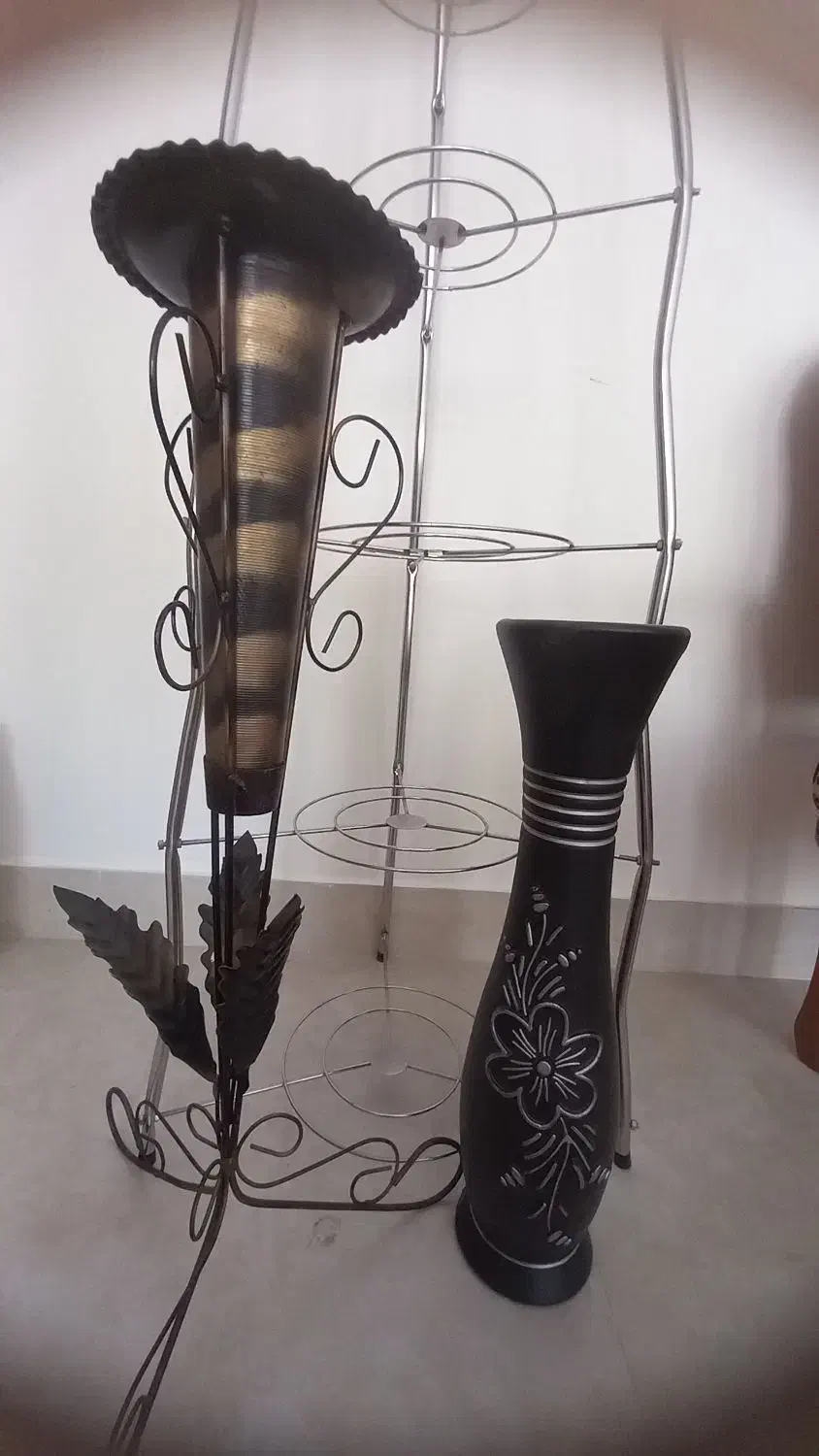 پایه قابلمه و گلدان|آبچکان و نظمدهنده ظروف|ماکو, |دیوار