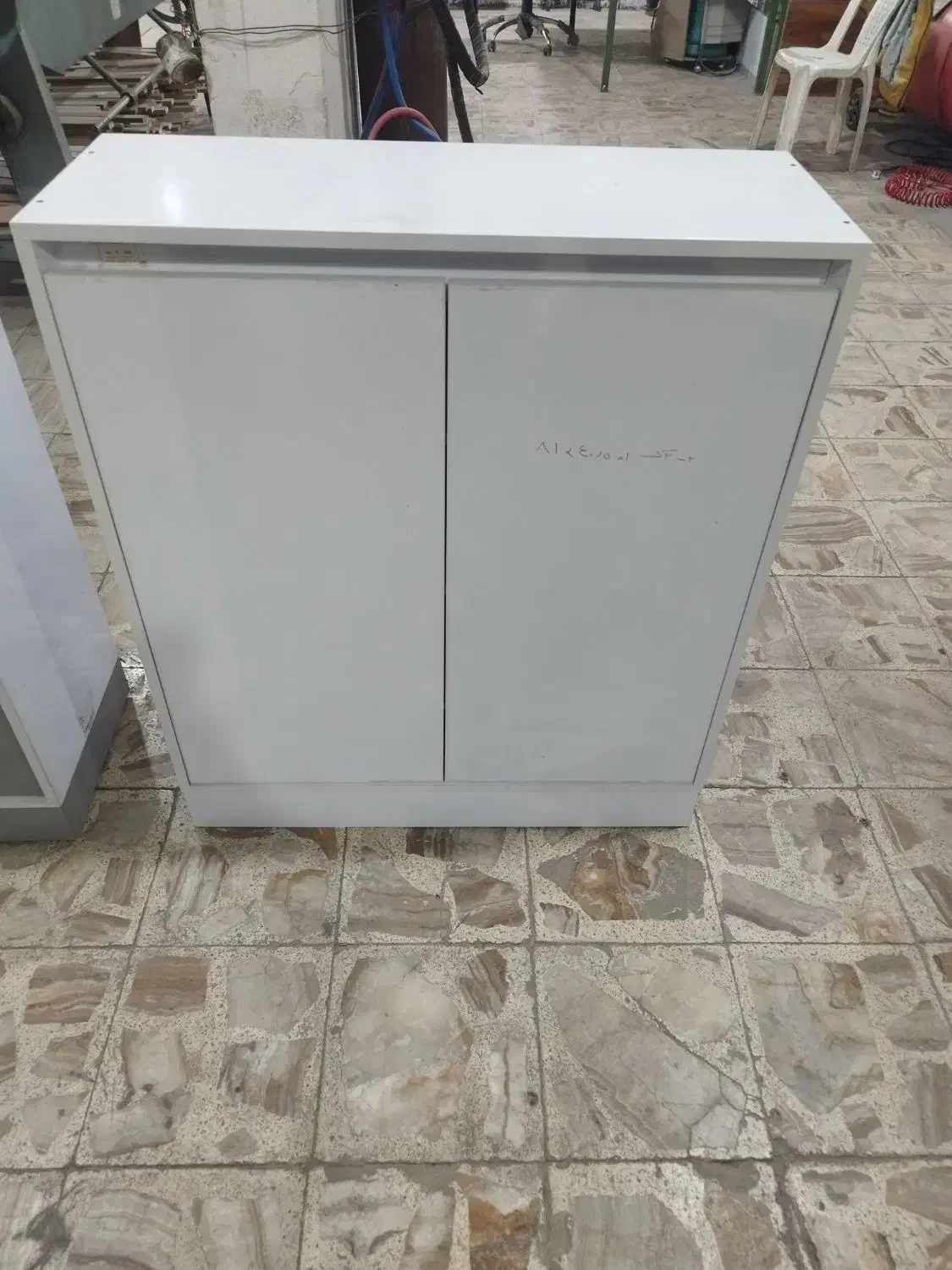 جاکفشی|جاکفشی، کمد، دراور|جهرم, |دیوار