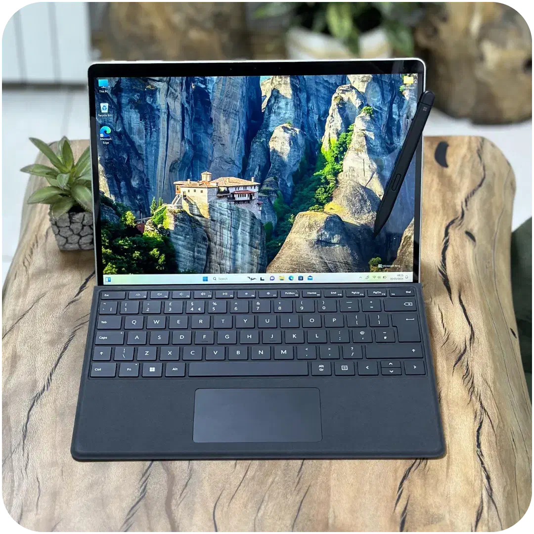 سرفیس پرو ۹ با کیبورد و قلم با هارد یک ترا|رایانه همراه|شیراز, سینما سعدی|دیوار