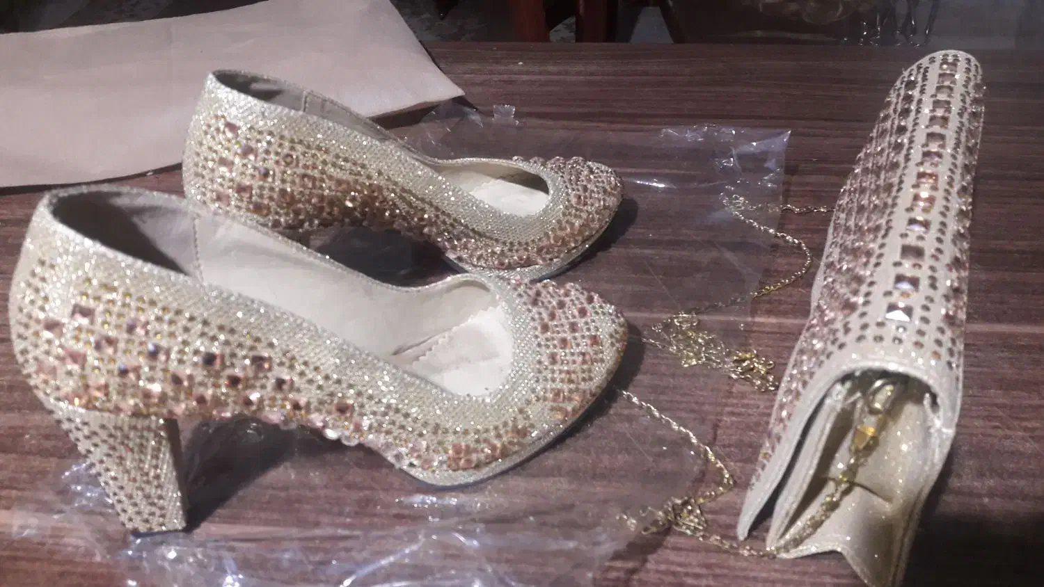 ست کفش و کیف مجلسی|کیف، کفش، کمربند|تهران, استاد معین|دیوار