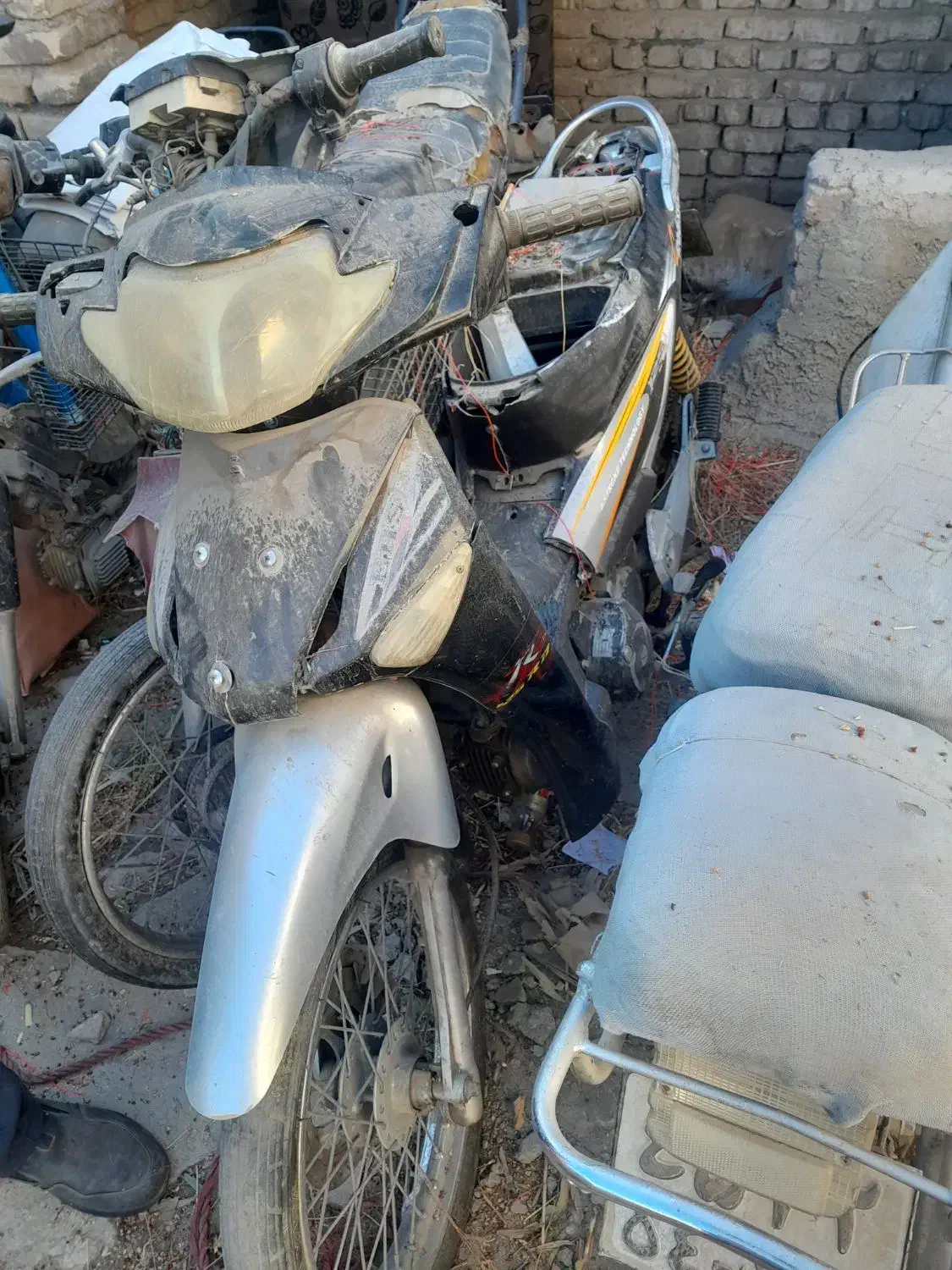 فروشی کلی|موتورسیکلت|قلندر آباد, |دیوار