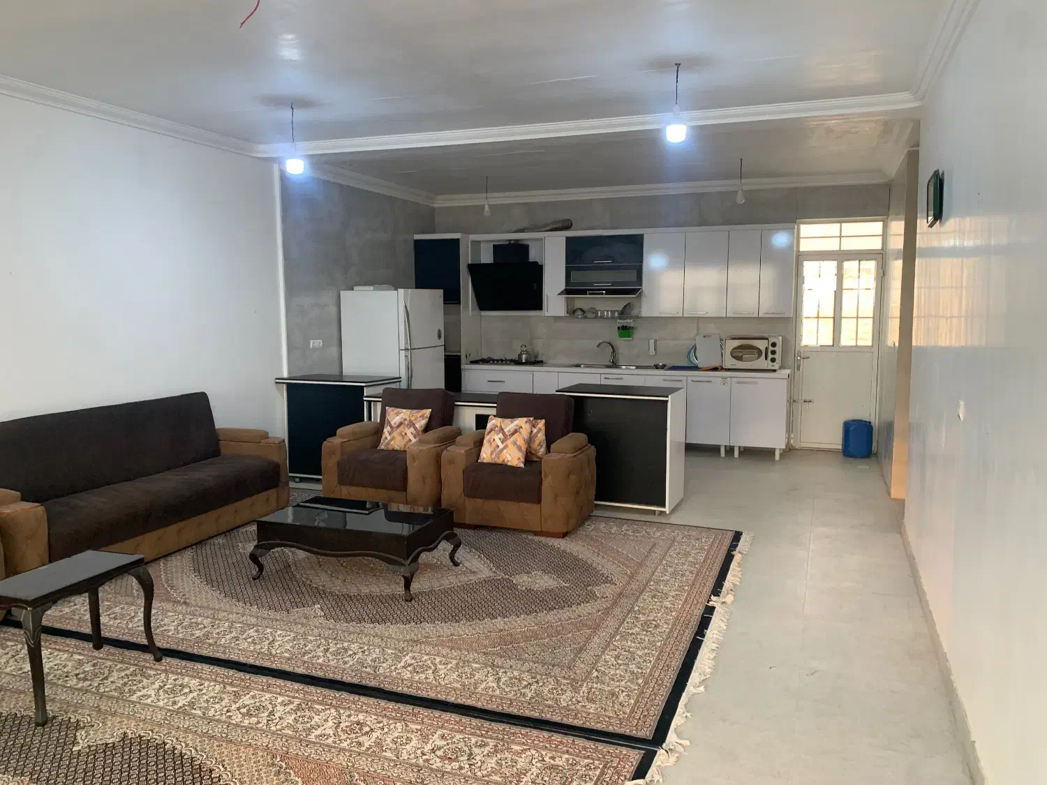 اجاره روزانه وشبانه خونه باغ با امکانات مبله|اجارهٔ کوتاه‌مدت ویلا و باغ|بندر دیر, |دیوار