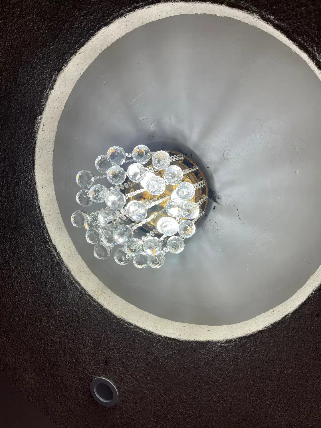 لوستر کریستالی|لوستر و چراغ آویز|رشت, بوسار|دیوار