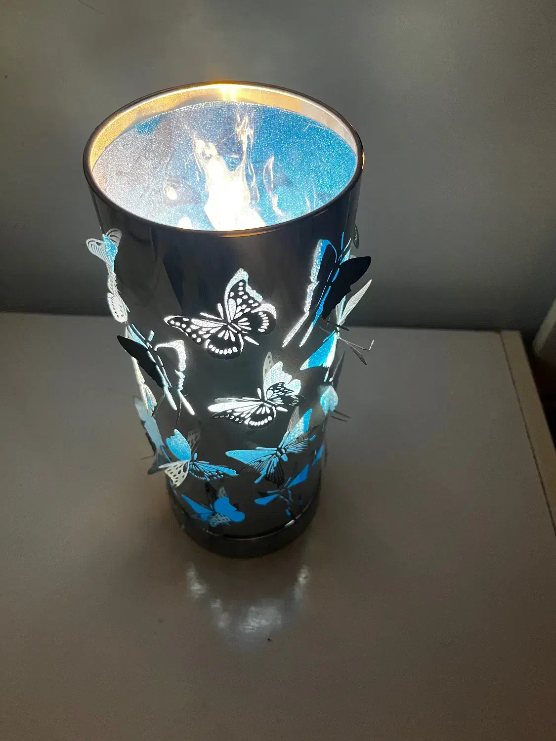 چراخ‌خواب|چراغ خواب و آباژور|آستانه اشرفیه, |دیوار