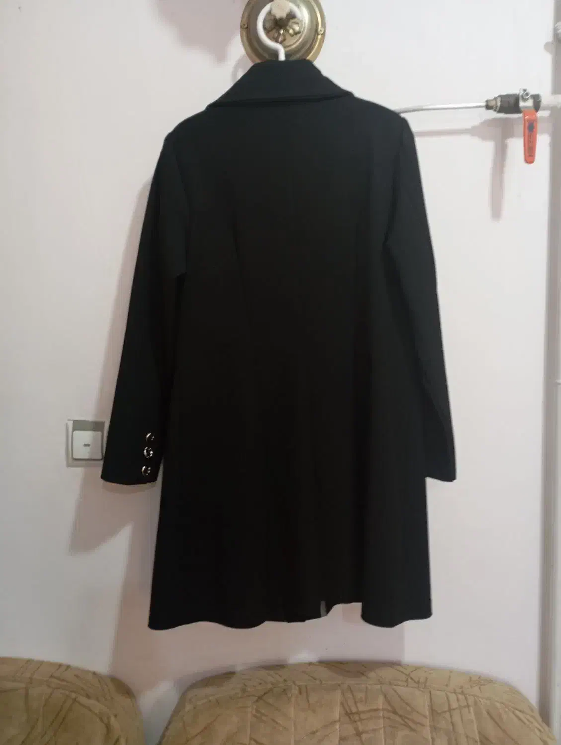 کت مشکی نو|لباس|رشت, جهاد|دیوار