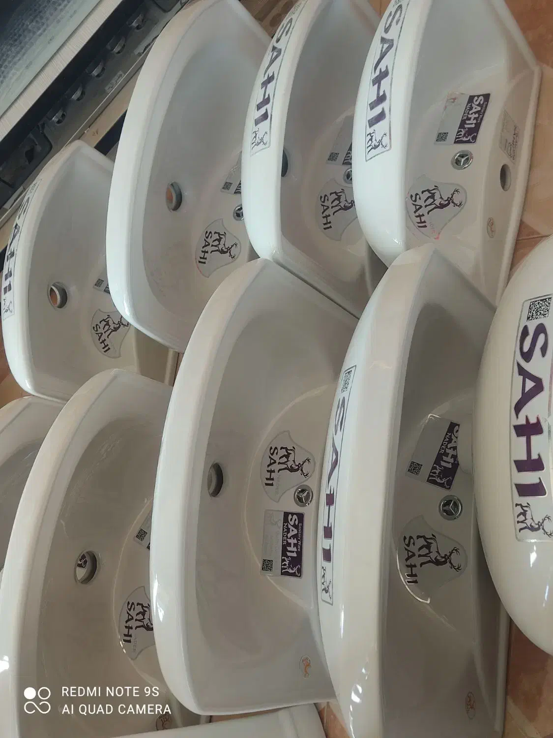 روشویی چینی|لوازم سرویس بهداشتی|مراغه, |دیوار