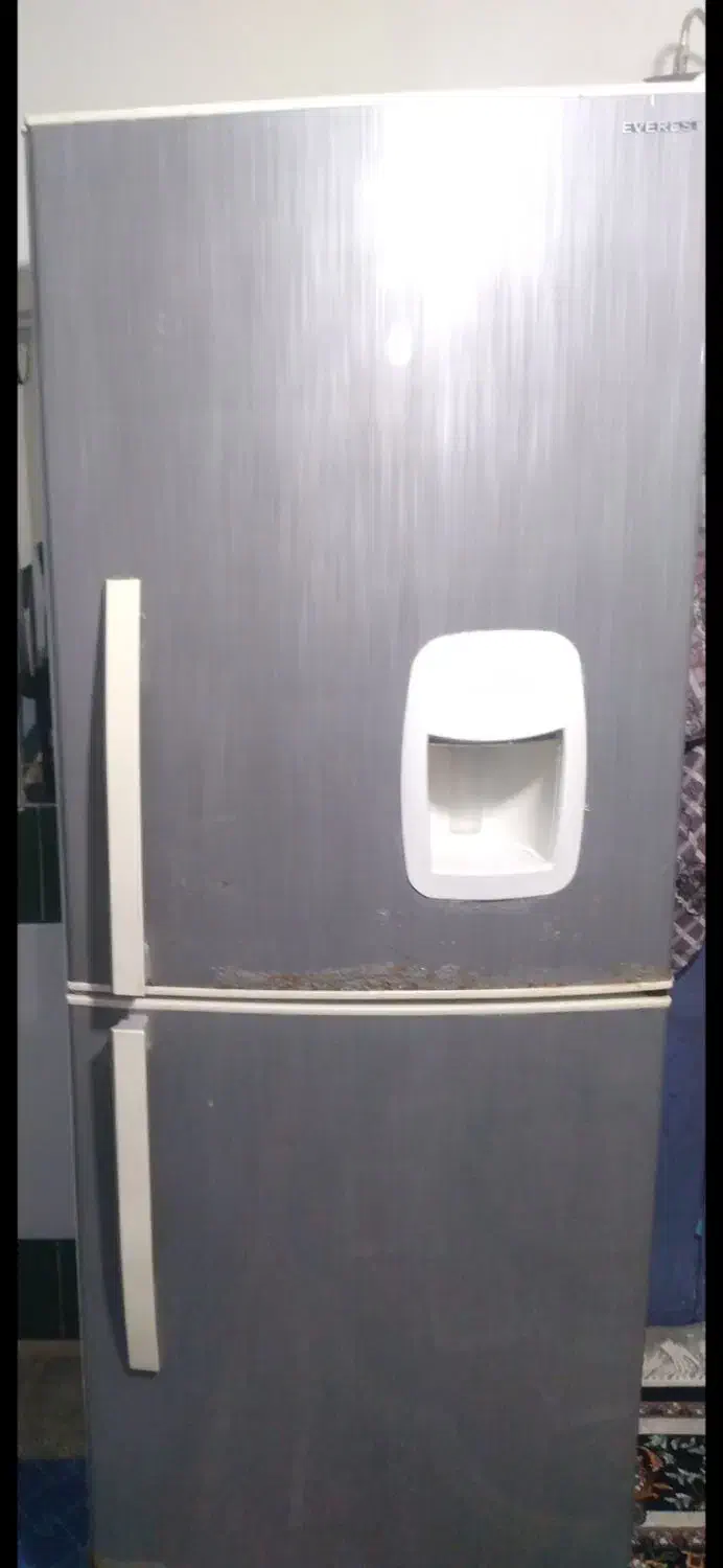 یخچال فریزر ا‌ورست سلام  به شرط|یخچال و فریزر|الیگودرز, |دیوار