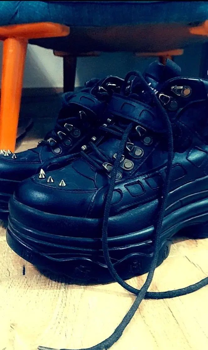 نیم بوت اسپورت ترند سایز ۳۸ مشخصات داخل عکس|کیف، کفش، کمربند|میاندوآب, |دیوار