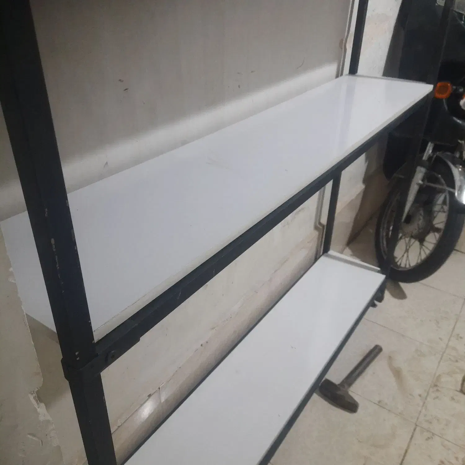 قفسه|کتابخانه، شلف، قفسه‌های دیواری|مراغه, |دیوار