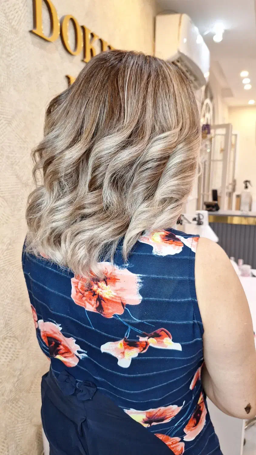 خدمات رنگ مو و بافت مو|خدمات آرایشگری و زیبایی|خرمآباد, |دیوار