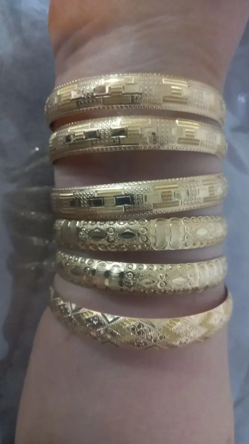 النگو|جواهرات|زرنه, |دیوار