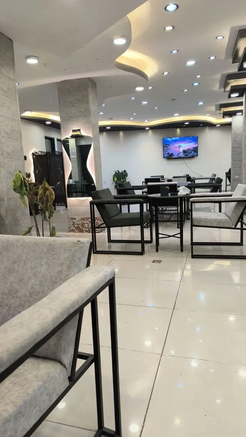 کار در کافه|استخدام خدمات فروشگاه و رستوران|ارومیه, |دیوار