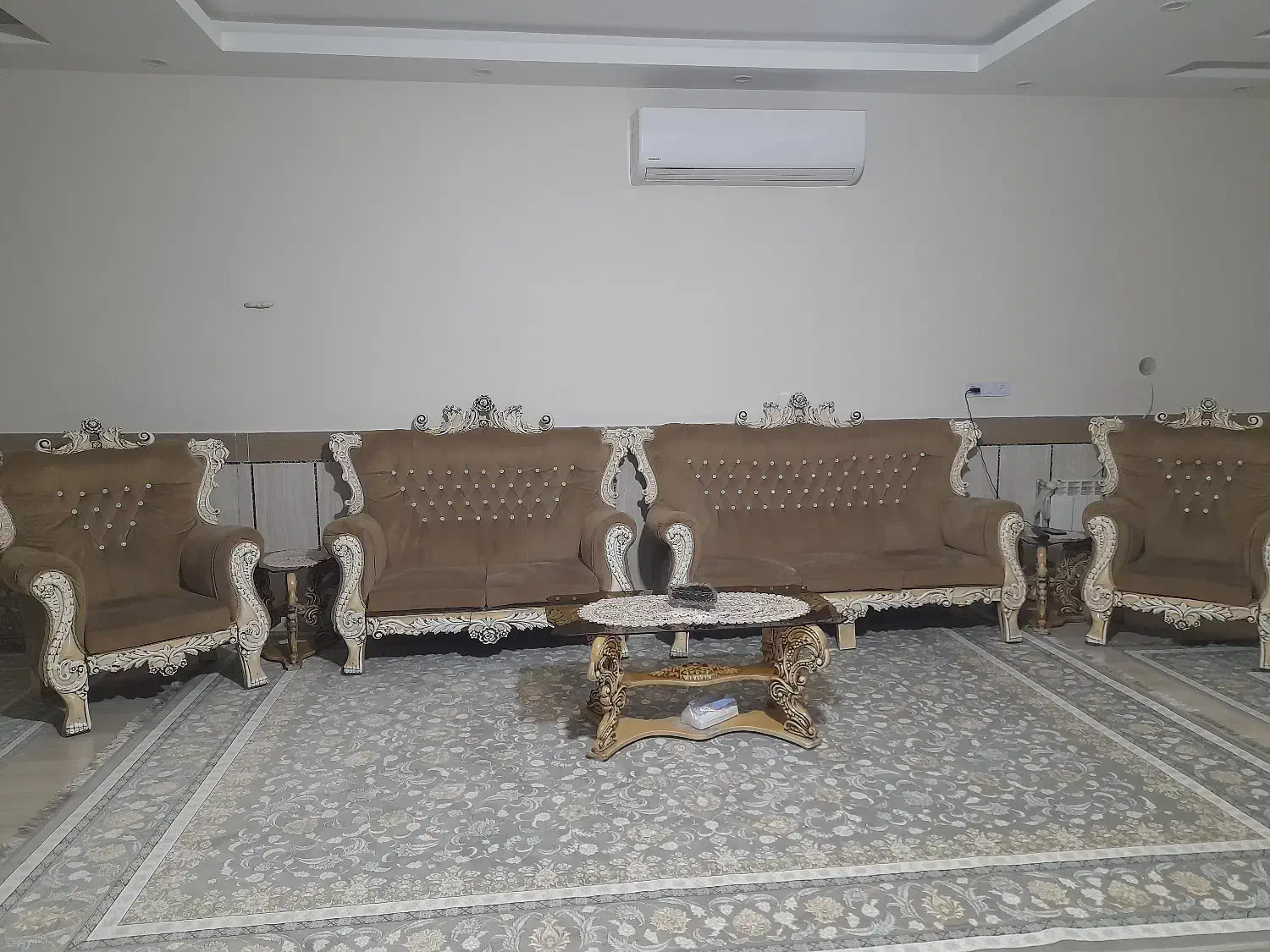 فروش مبل ۷ نفره|مبلمان خانگی و میز عسلی|خرمدشت, |دیوار