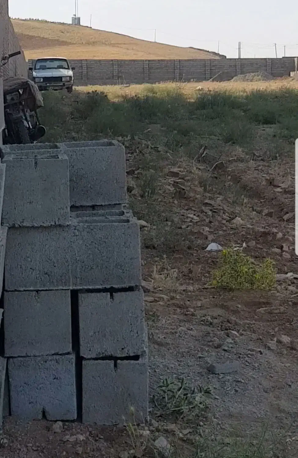 زمین چهاردیواری|اجارهٔ دفتر صنعتی، کشاورزی، تجاری|باروق, |دیوار