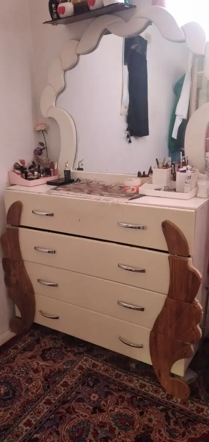 سرویس خواب|تخت و سرویس خواب|بیجار, |دیوار