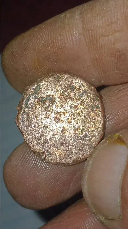 انواع سنگ الماسی وغیره|کلکسیون اشیاء عتیقه|شیراز, بید زرد|دیوار