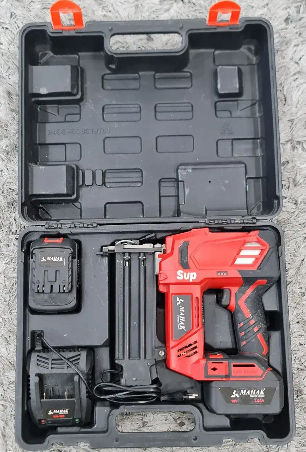 میخ کوب شارژی ، اسکا شارژی|ابزارآلات|تهران, دهم فروردین|دیوار