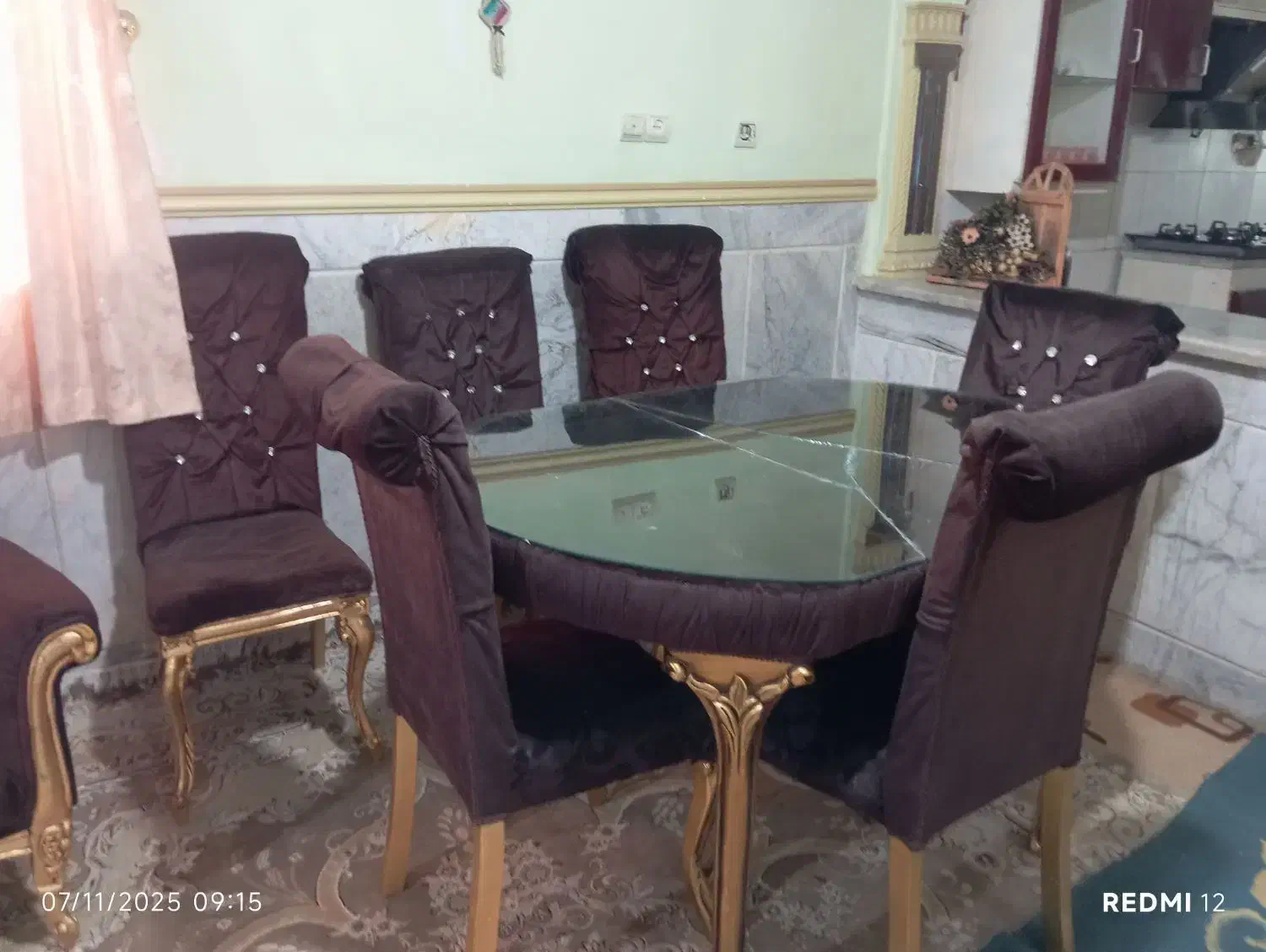 سرویس مبل مخملی شیک در حد نو|مبلمان خانگی و میز عسلی|سراوان, |دیوار