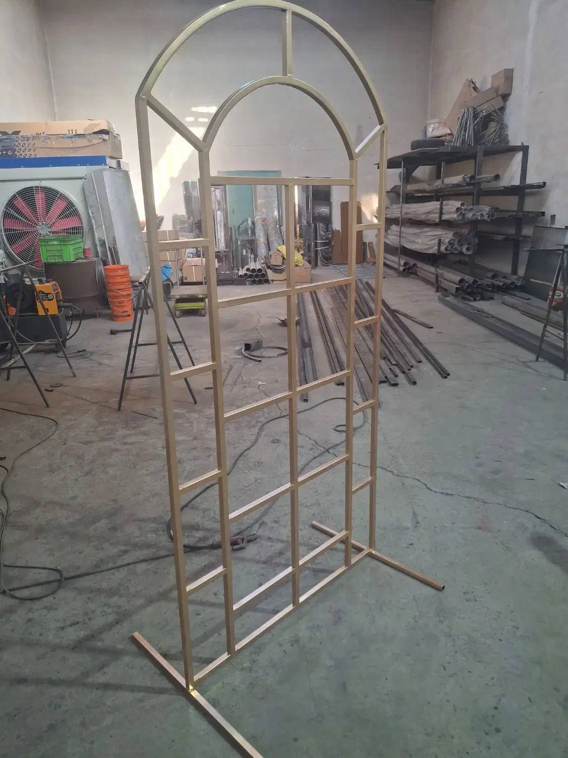 استند طلای|صنایع دستی و سایر لوازم تزئینی|خمینیشهر, |دیوار