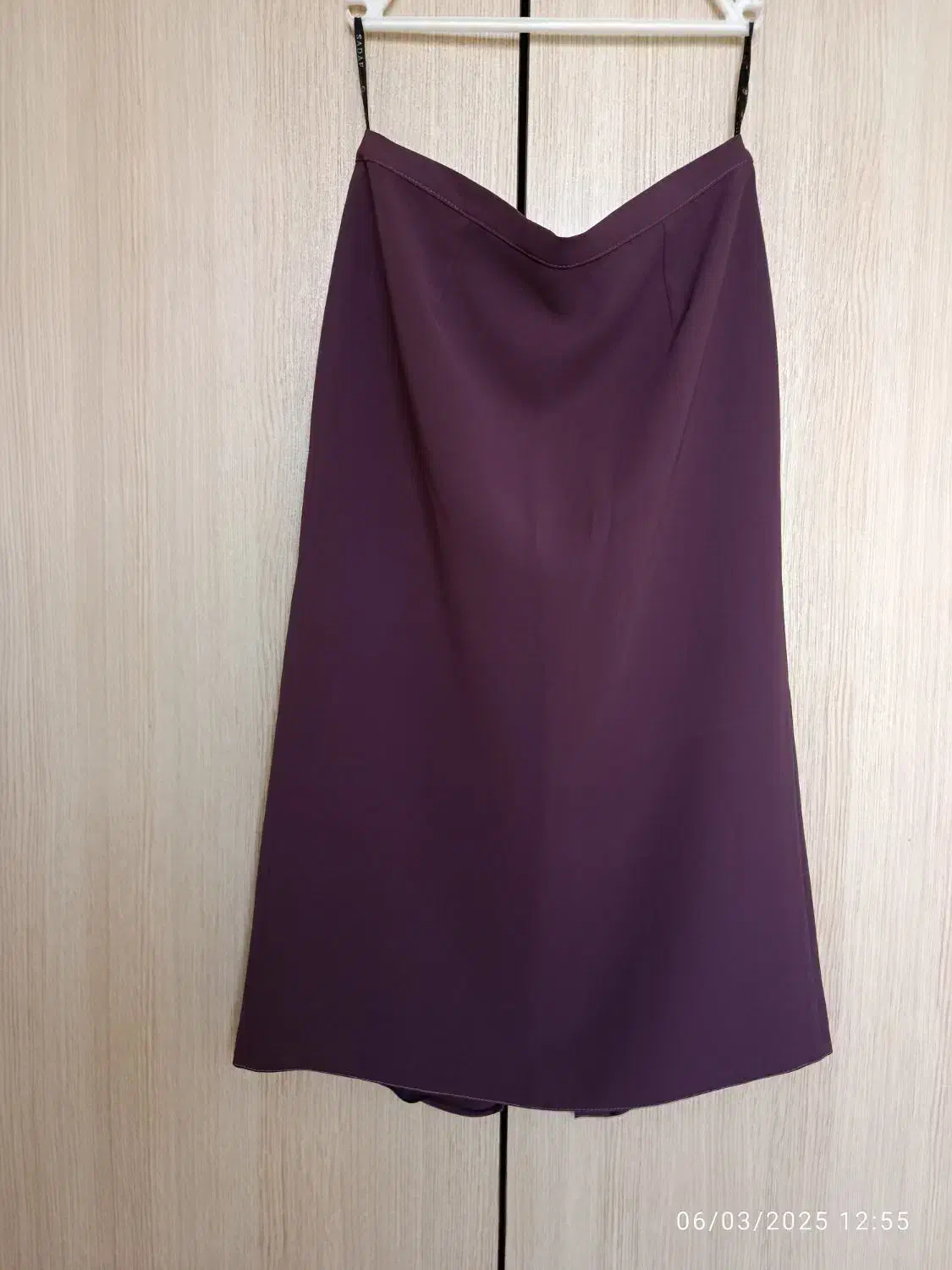 کت و دامن|لباس|سهند, |دیوار