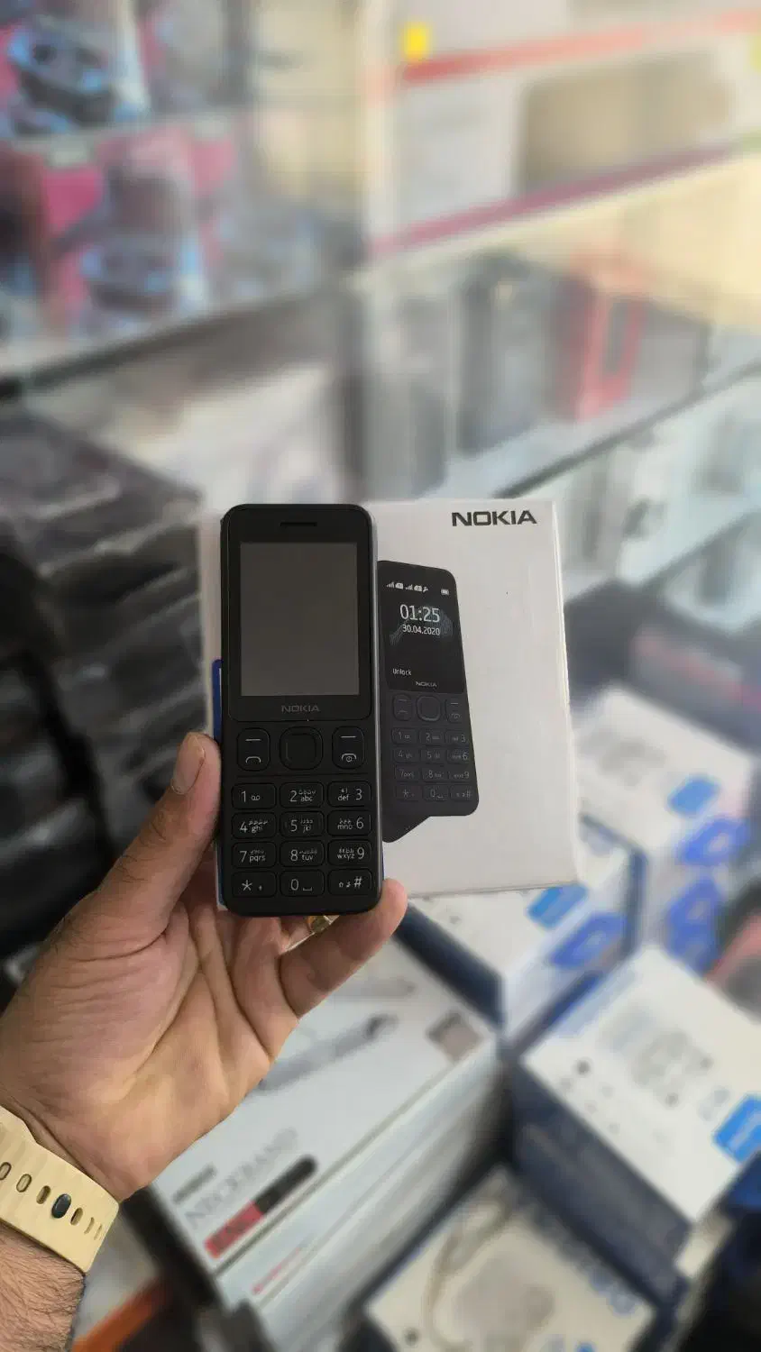 نوکیا ۱۲۵ دو سیم کارت با ضمانت رجیستر شده|موبایل|خرمآباد, |دیوار