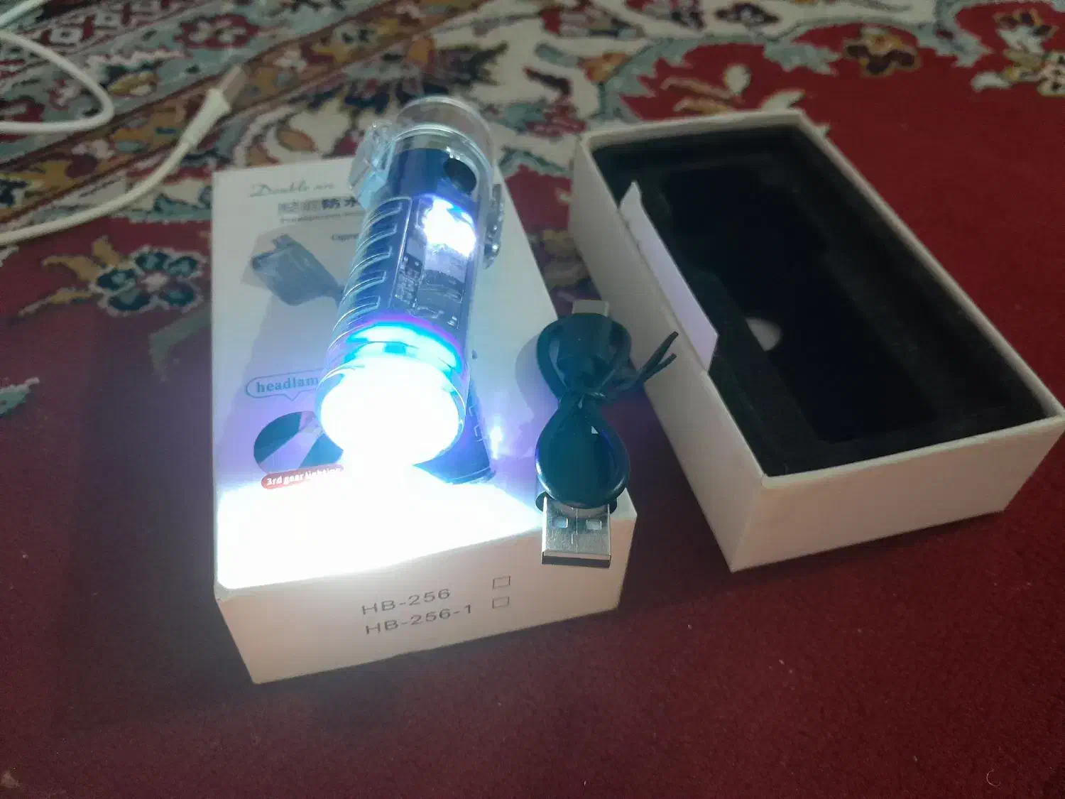 چراغ قوه چند کاره نوی نو|کوهنوردی و کمپینگ|رشت, منظریه|دیوار