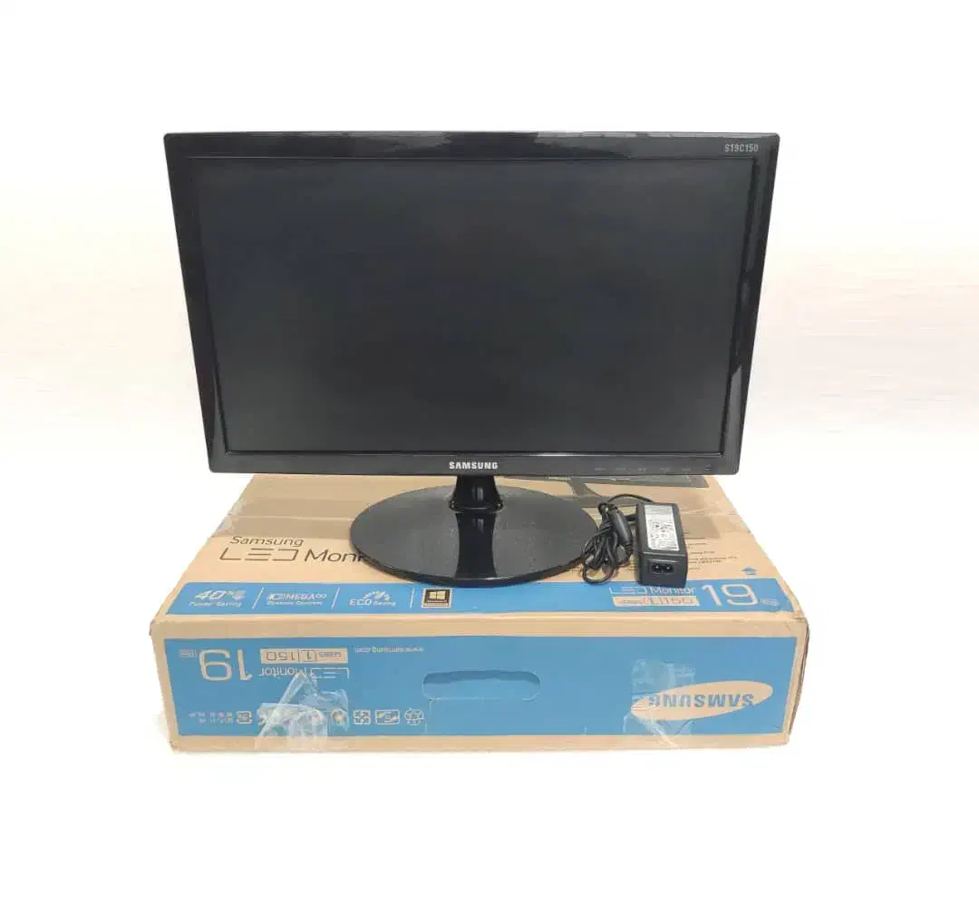 فروش مانیتور ۱۹اینچ سامسونگ|قطعات و لوازم جانبی رایانه|مرودشت, ژیان|دیوار