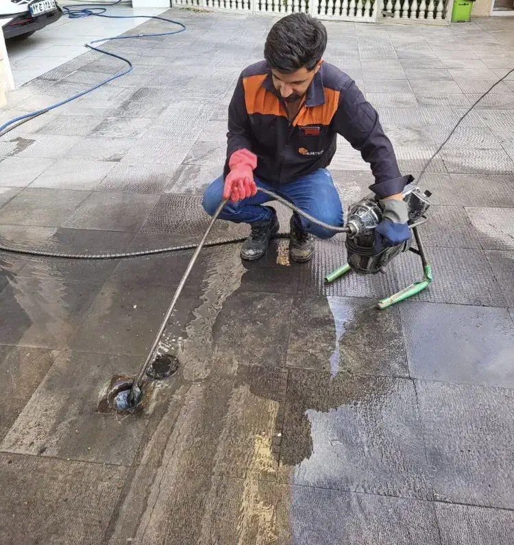 فنر زنی لوله باز کنی لوله کشی درآوردن اشیا در لوله|خدمات پیشه و مهارت|بندر کنگان, |دیوار