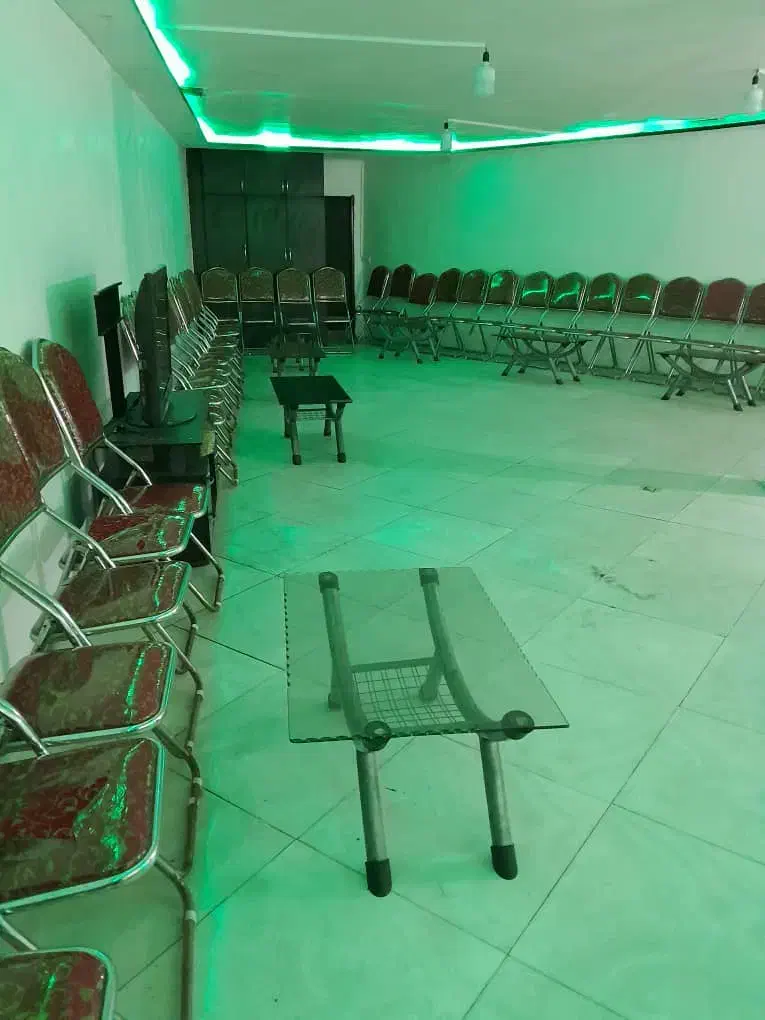 اجاره ی باغ ویلا مناسب سکونت و...|اجارهٔ خانه و ویلا|اندیشه, اندیشه فاز ۱|دیوار