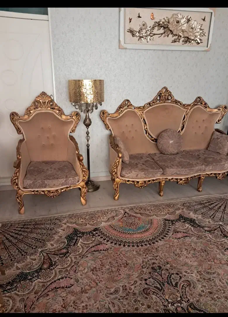 مبل ۹ نفر و غدا خوری ۱۰ نفره|مبلمان خانگی و میز عسلی|پارس‌آباد, |دیوار